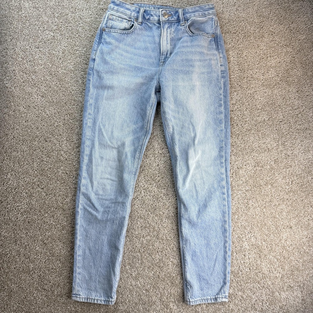American Eagle Outfitters Mom Jeans Womens 2 Light Wash Blue Relaxed Stretch